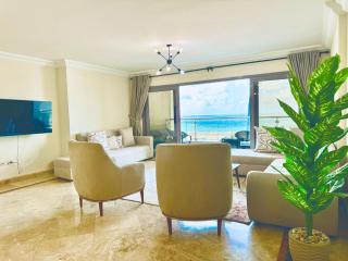 ALEX HOMES - Gleem Royal Plaza Luxury Apartments Direct Sea View - 9