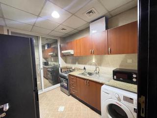 Spacious Fully Furnished Master Room - Ajman - 8