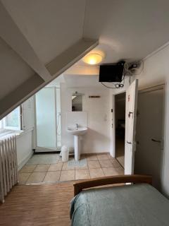 Chambre hôtel restaurant - Le Petit-Quevilly - 0