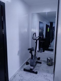 G-pinnacle Hotel - 9