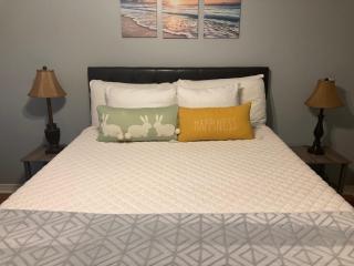 Cozy House of the South Overnight Guesthouse Rentals - Monroe - 9