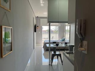 Studio Executivo c/ Garagem – Granja Viana | Cotia - 9