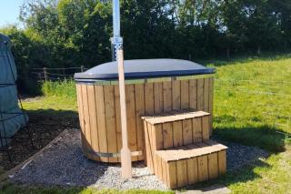 Beautiful Rural Yurt with Wood Fired hot tub - - 7