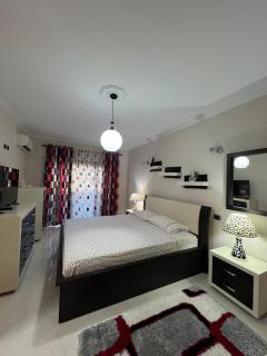 Spacious Apartment - 4