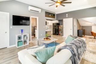 'The Penthouse' in Space City < 1 Mi to Midtown - 5