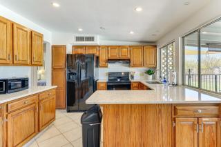 Near Catalina Hiking Trails Mtn-View Home with Pool - Tucson - 1