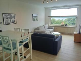 Seeblick Apartment neben der Schwimmhalle, Tierfreundlich - 9