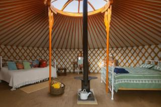 Beautiful Rural Yurt with Wood Fired hot tub - - 3