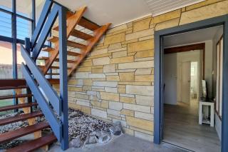 5BR Family House in Hillsborough - 8