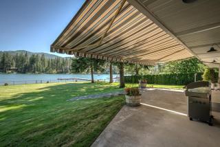 Welk Manor Private Waterfront Retreat on the Spokane River - 5