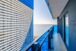 Batumi Black Sea Beach Aparthotel - Batumi - 0