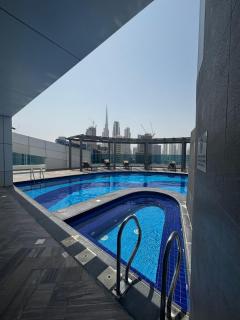 Rosenheim | 1 BR Modern Stay w/Burj Khalifa view - 9