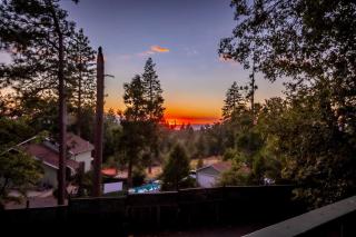 Vintage Sunset Villa by Bass Lake 17 miles from Yosemite National Park - Oakhurst - 4