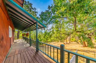Queen Anne Villa by Bass Lake, 20 min to Yosemite - 9