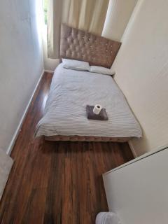 SE23 Rooms & Beds - 5