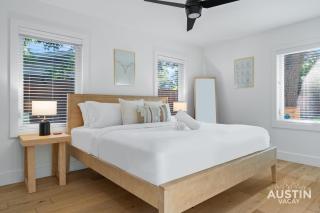 Bold MidMod 4BR 3BA Near SoCo w Private Pet-Friendly Yard and EV by Austin Vacay - 2