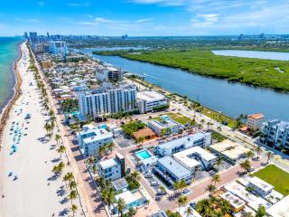 Amazing 1bed on Hollywood Beach Boardwalk W Pool - Hollywood - 1
