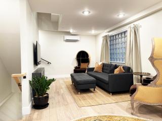 The Executive - Center-City - 3BR-4Bath-Private-Garage - 8