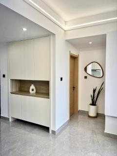Modern 1BR near Junction Mall- Views, Pool, Gym - Nairobi - 4
