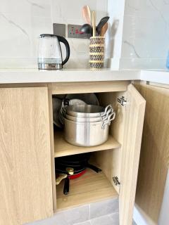 Modern 1BR near Junction Mall- Views, Pool, Gym - 2