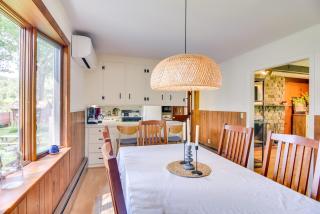 Home in Narragansett with Beach Access! - 1