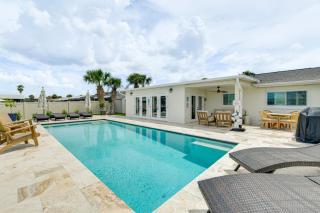 Private Pool with Canal Views Apollo Beach Getaway - Apollo Beach - 9