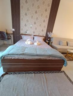 Glorious Studio Hill view with pvt Balcony Karjat - 6