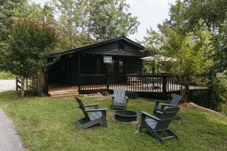 "Rocky Top" - Cozy RRG Cabin off Slade Exit! - 9