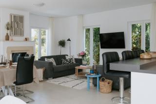 Villa Aurelia by Domus Mirus - Rooftop Cinema & Pool & 6 Minute Walk to Beach - 6