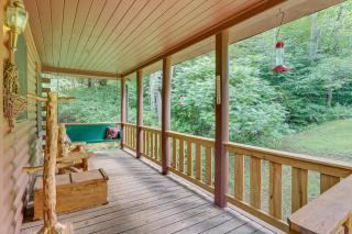Charming Austin Cabin on 96 Acres of Land! - - 2