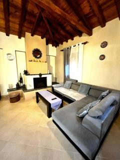 The Fortress, beautiful and private house with top - 3