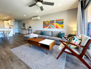 2 bed 2 bath penthouse condo with AC and Ocean Views - 8