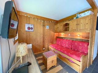 Studio rénové style montagne pour 4 pers aux Menuires, balcon est, accès direct pistes - FR-1-452-22 - Les Menuires - 1