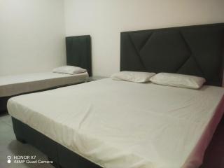 Farah Plaza Hostel &Hotel Apartments - 6
