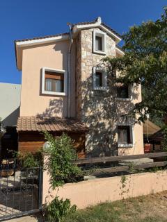 Aphrodite house - 8