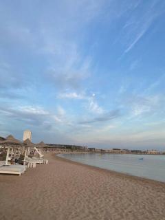 Breeze, Golf & Sea, 2 BR Luxury Apt with Terrace, Somabay - Hurghada - 8