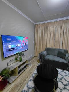 Mama R's unit 88 - 8