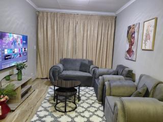 Mama R's unit 88 - Newcastle - 8