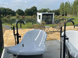 The Lake Boat exclusive retreat - Newquay - 9