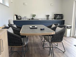 The Lake Boat exclusive retreat - Newquay - 1