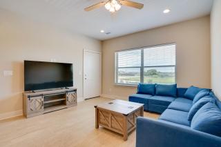 Commute to Fort Worth Newly Built Apt with Pool - Crowley - 7