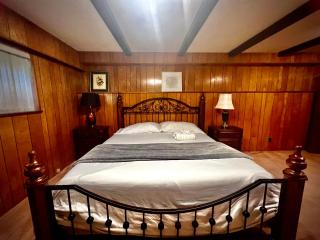 Spacious place Close to UBC -1 - 5