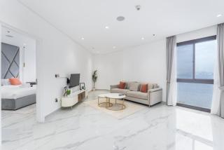 StayShort - Peaceful 2 Bedroom with Beautiful Full Palm Waters Views - 2