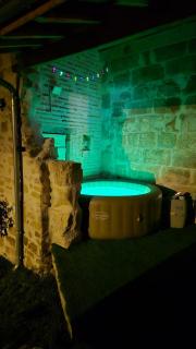 Le cœur de joli village Français - 8