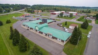 Place 19-67 Restaurant Motel - 0