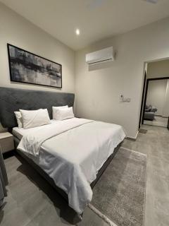 2 bedroom Skypark one Gulberg greens Islamabad - 6