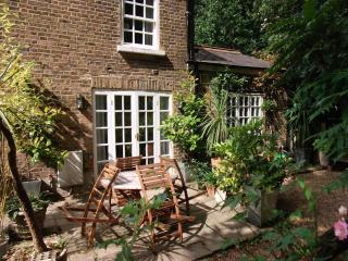 Garden Cottage - 8