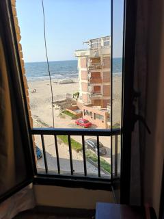 Sea Front Chalet Alexandria el agmy - Bitach - 4