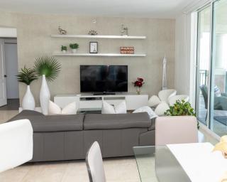 The CAROLINE I at King David in Sunny Isles Beach - Sunny Isles Beach - 3