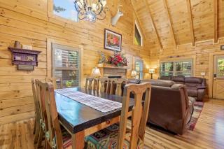 Mountain Charm - Pigeon Forge - 3